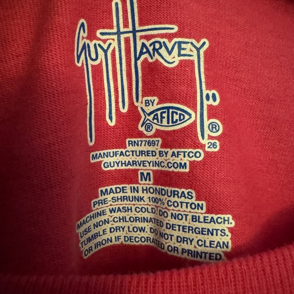 Guy Harvey Bright Pink Vibrant Fish and Marlin Graphic T-Shirt, M - Picture 5 of 5